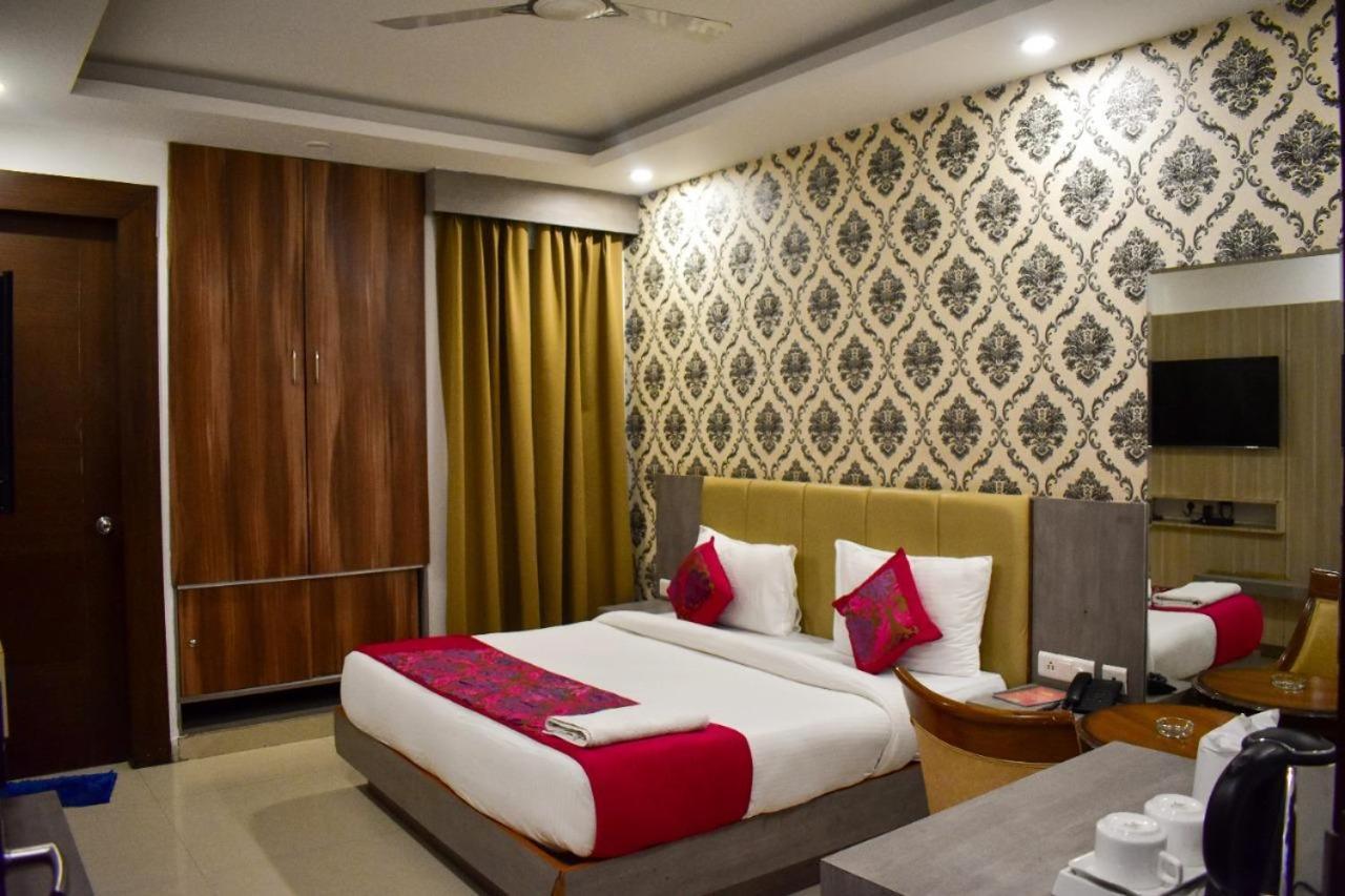 Almaty International With Free Airport Transffer Hotel